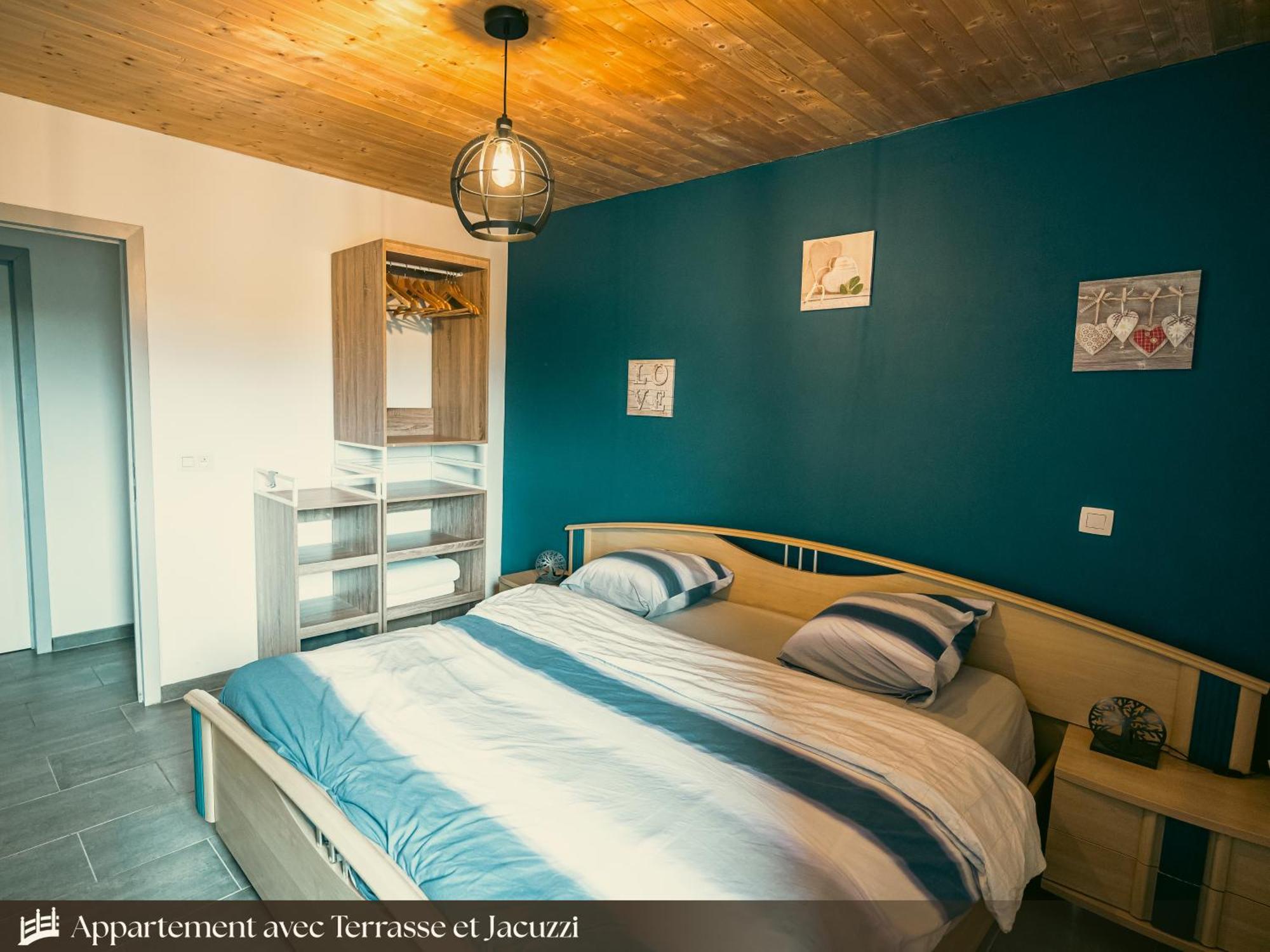 Les Appartements Du Pont Alsort Froid-Chapelle 外观 照片
